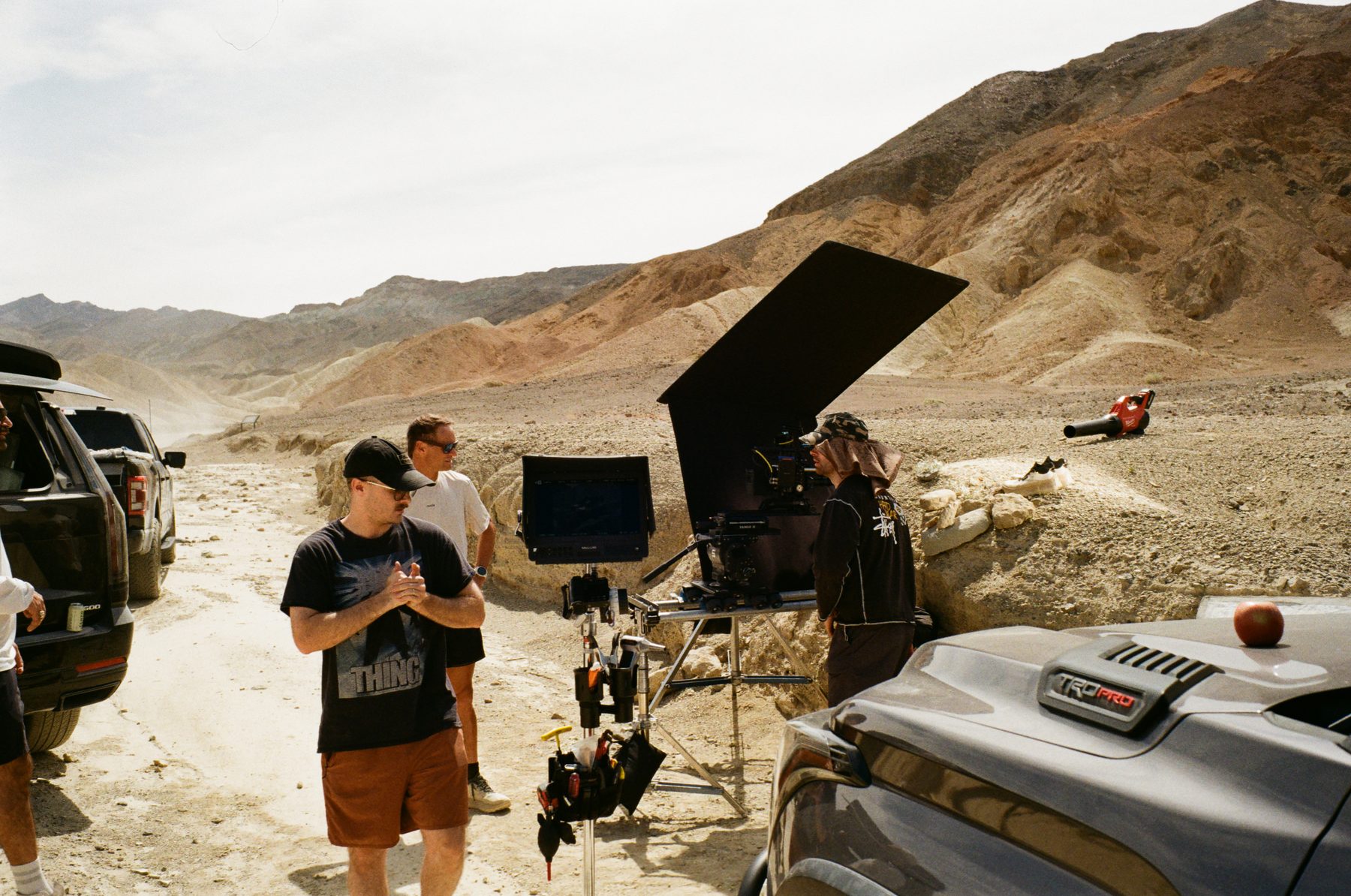 Behind the scenes photograph 61