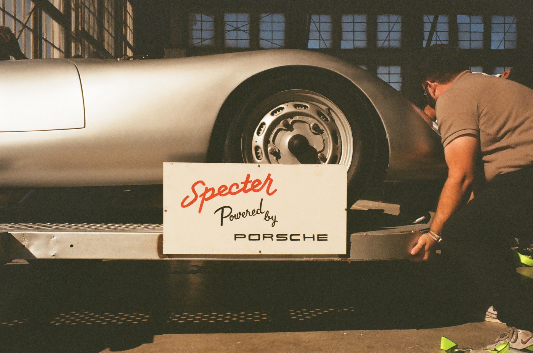 Behind the scenes photograph 105
