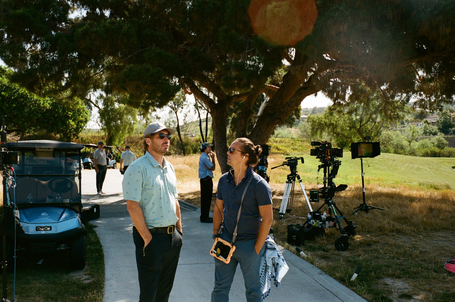 Behind the scenes photograph 38