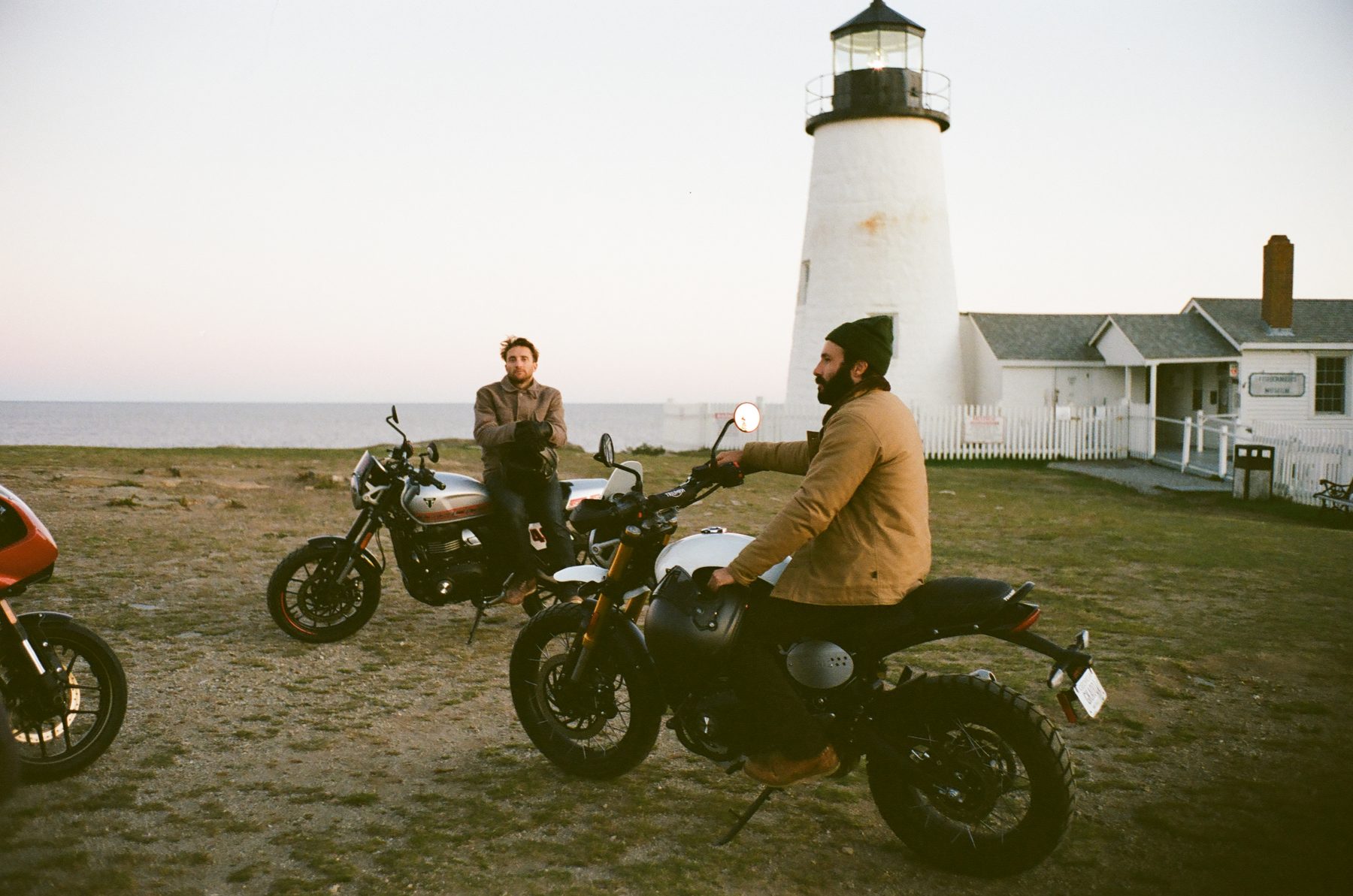 Behind the scenes photograph 25