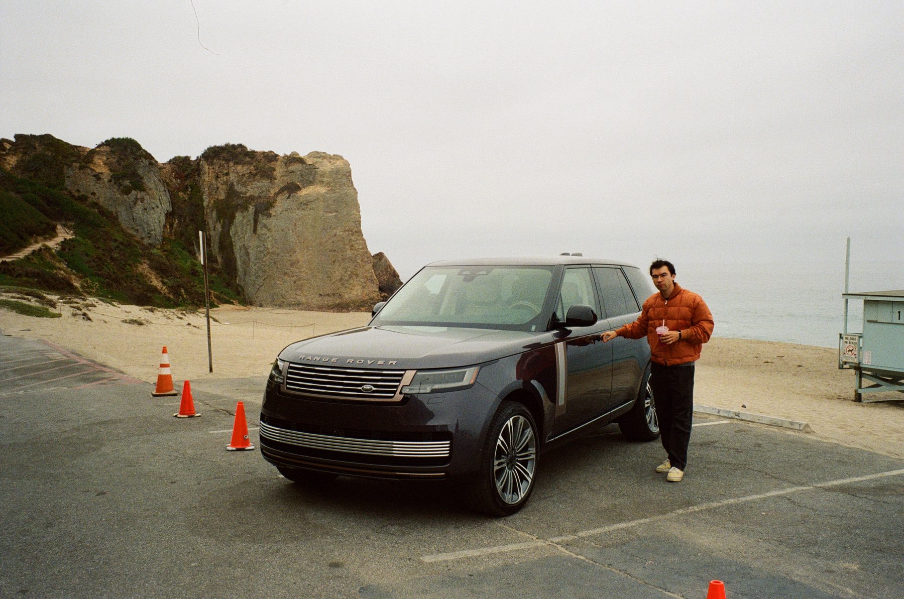 Behind the scenes photograph 48