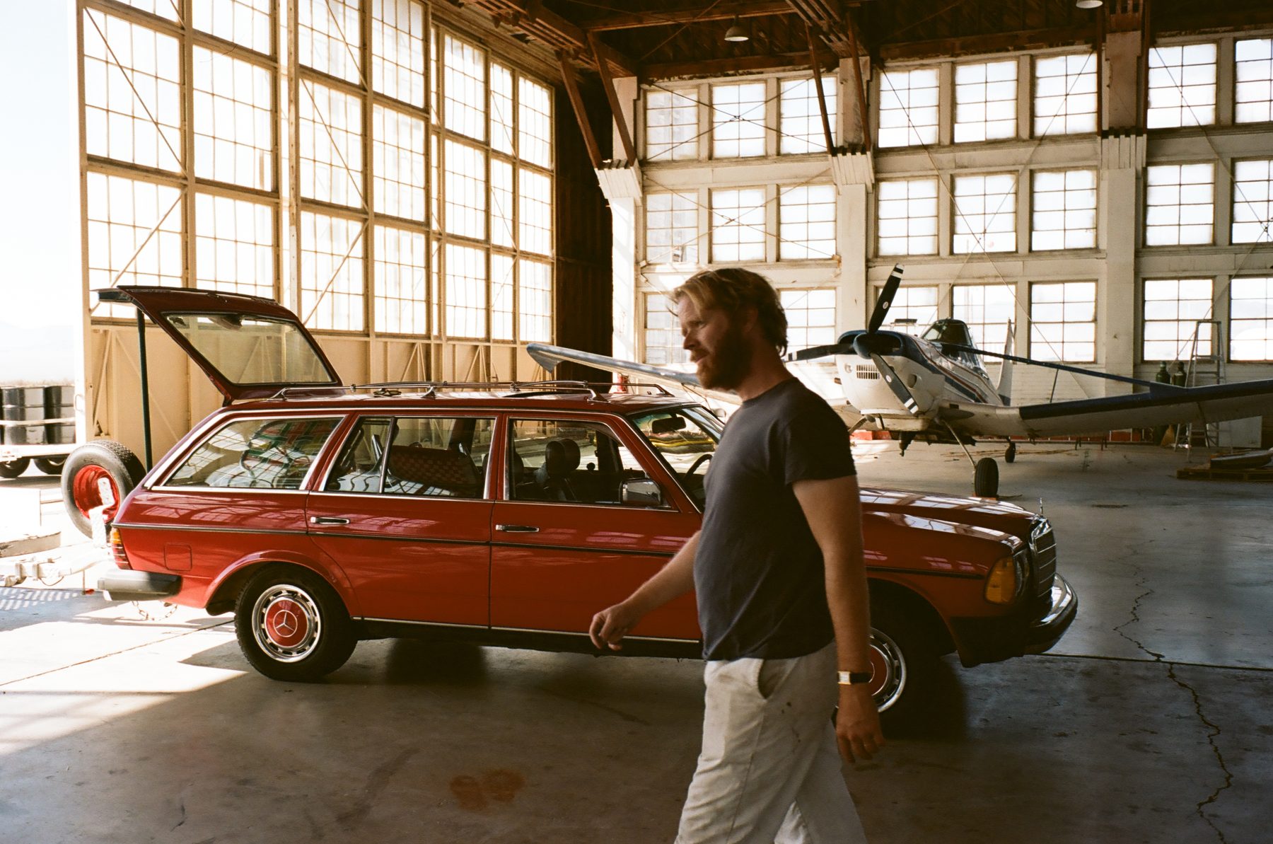 Behind the scenes photograph 72
