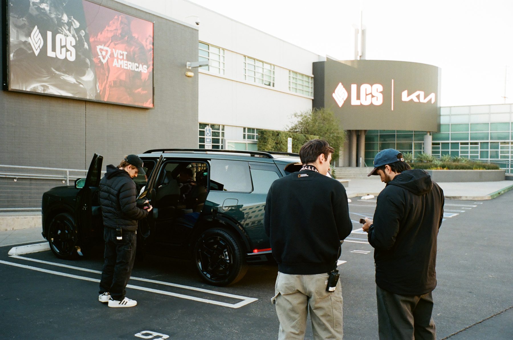 Behind the scenes photograph 59