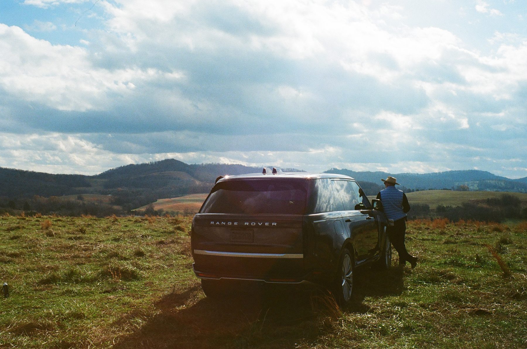 Behind the scenes photograph 53